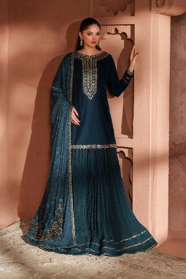 velvet dress design 2025 Velvet Dresses Were All Over The 2025 Oscars Red Carpet