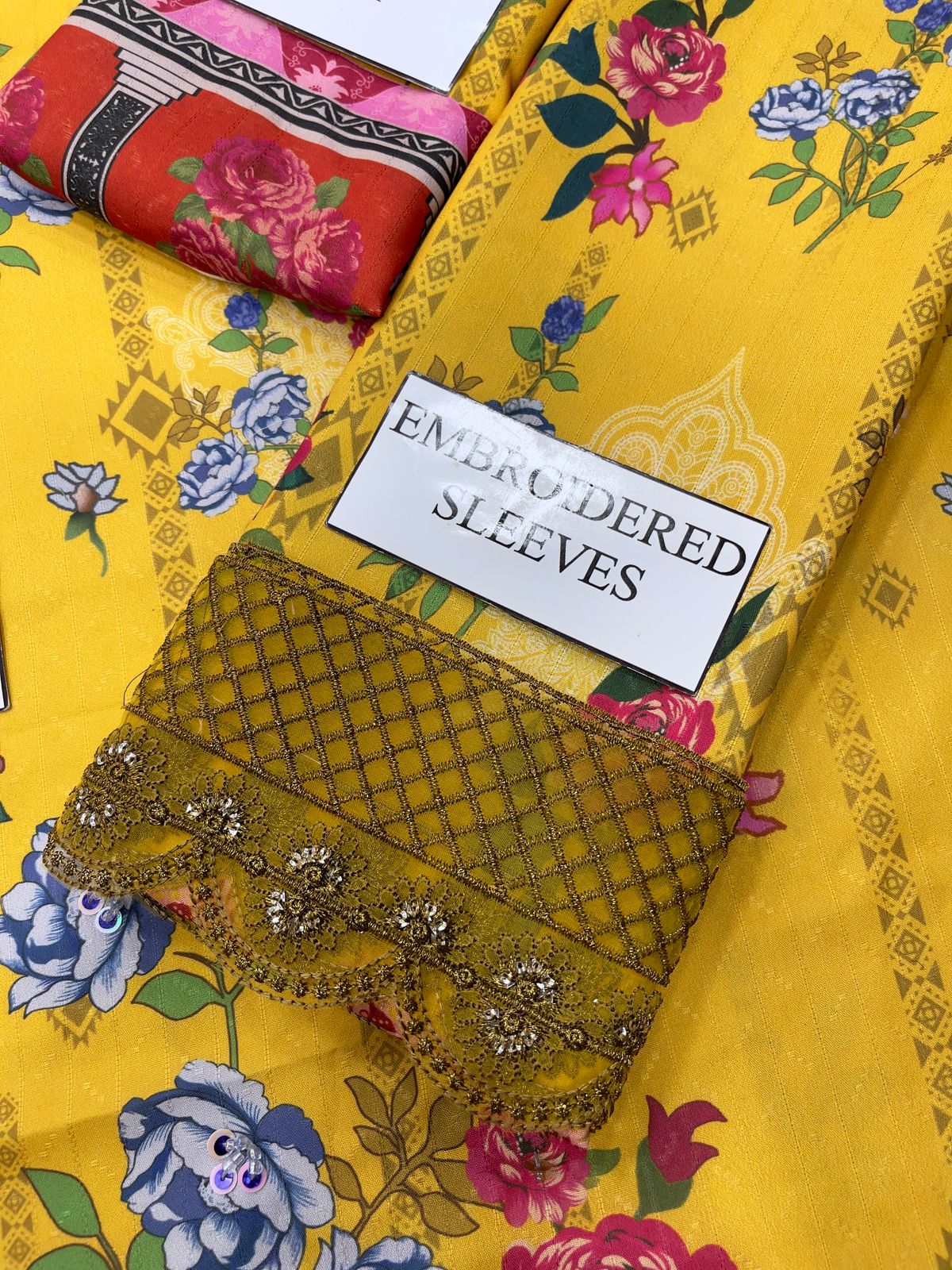 Ammara Khan Floral Wz-411 Pure Digital Swiss Lawn Emb WIth Silk Duppata 2024 WEARZA