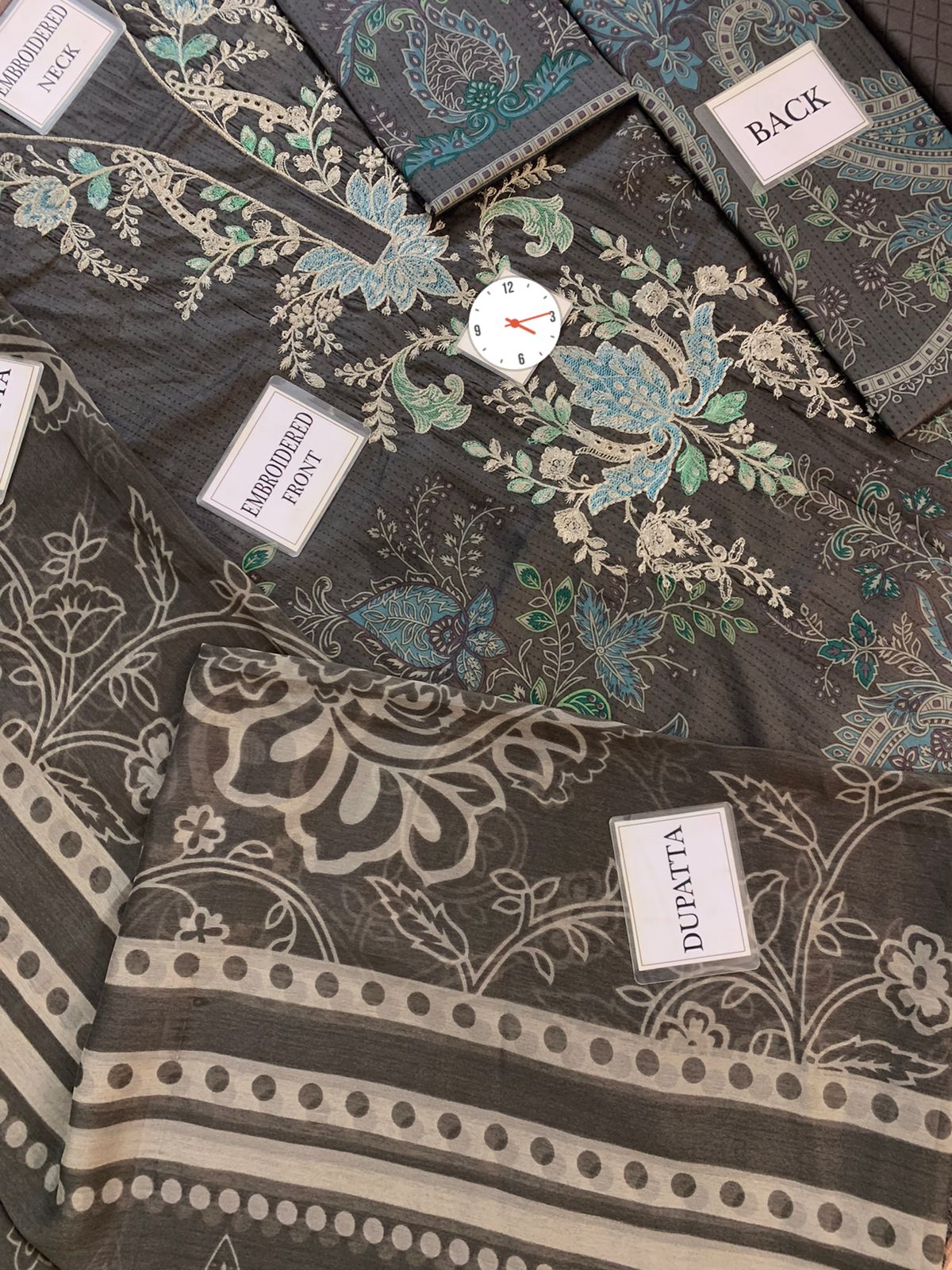 Maria b M Print Wz-D-09 Premium Pure Lawn With Semi Pure Chiffon Duppata 2025