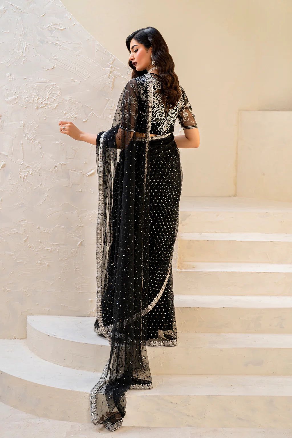 Iznik Beautiful Saree Soft Net Embroidered With Silk Peti Coat 2025