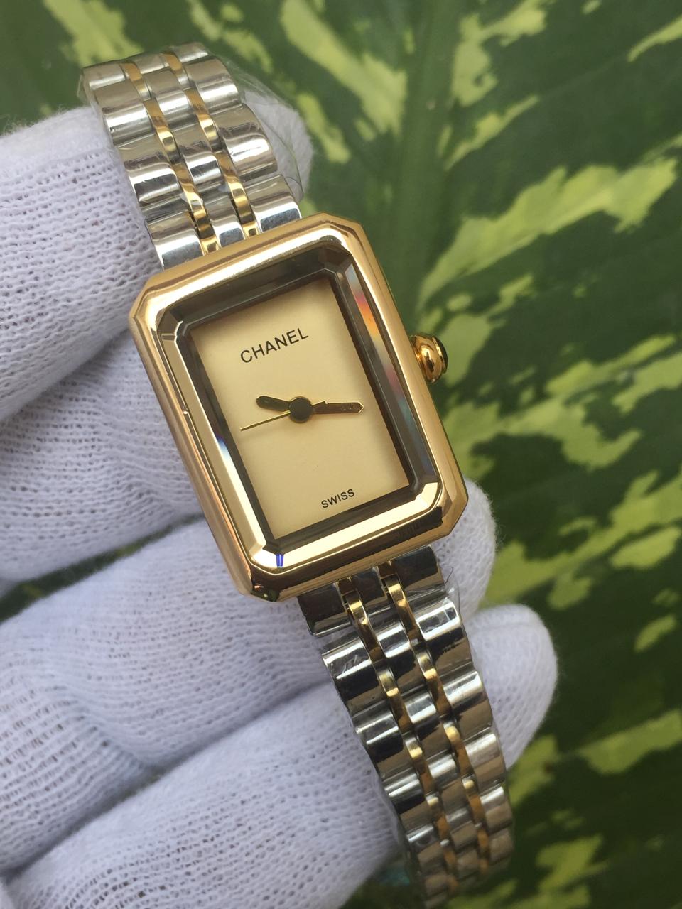Chanel Brand Woman's Beautiful Watch Most Trending 2025
