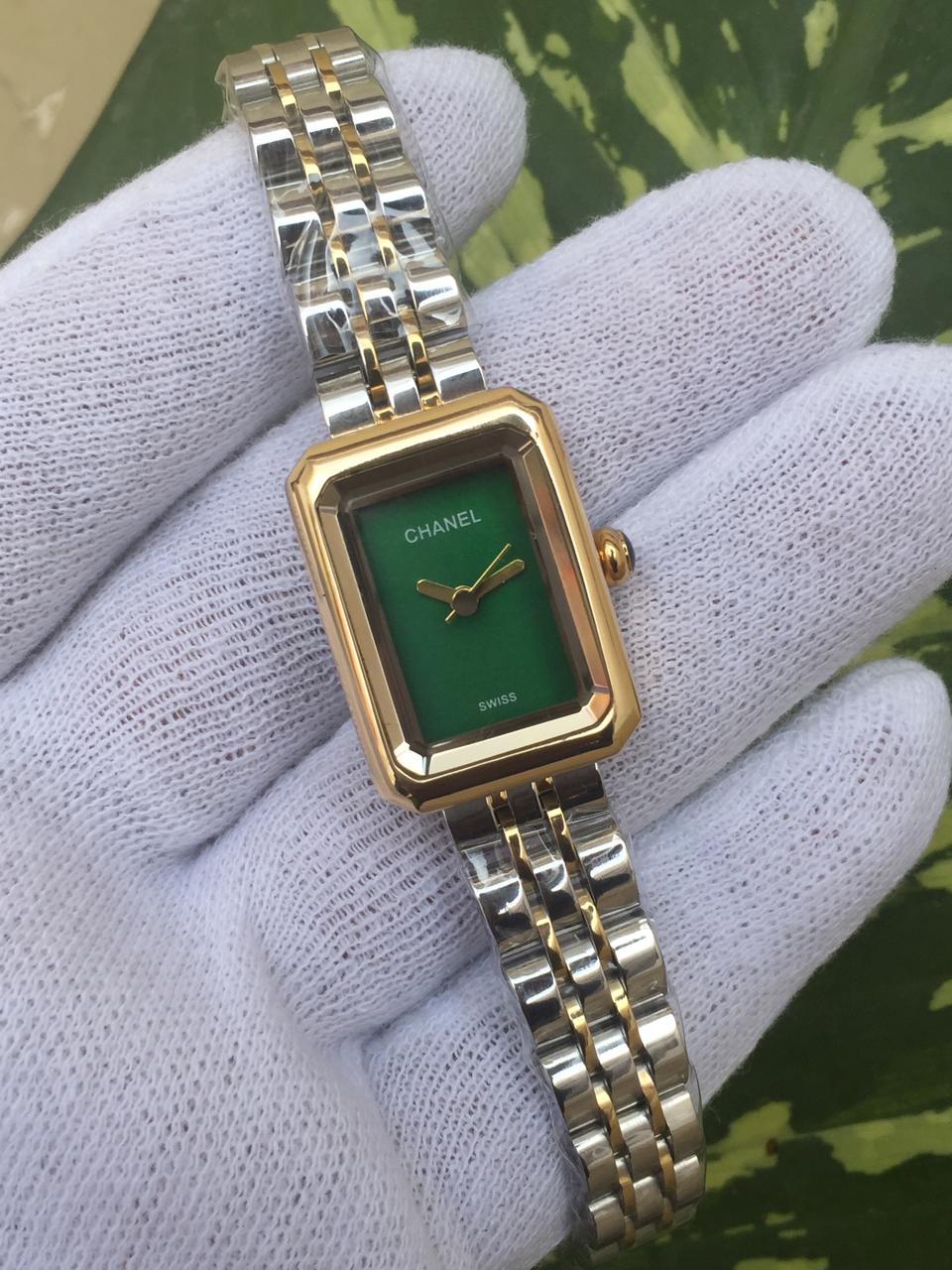 Chanel Brand Woman's Beautiful Watch Most Trending 2025