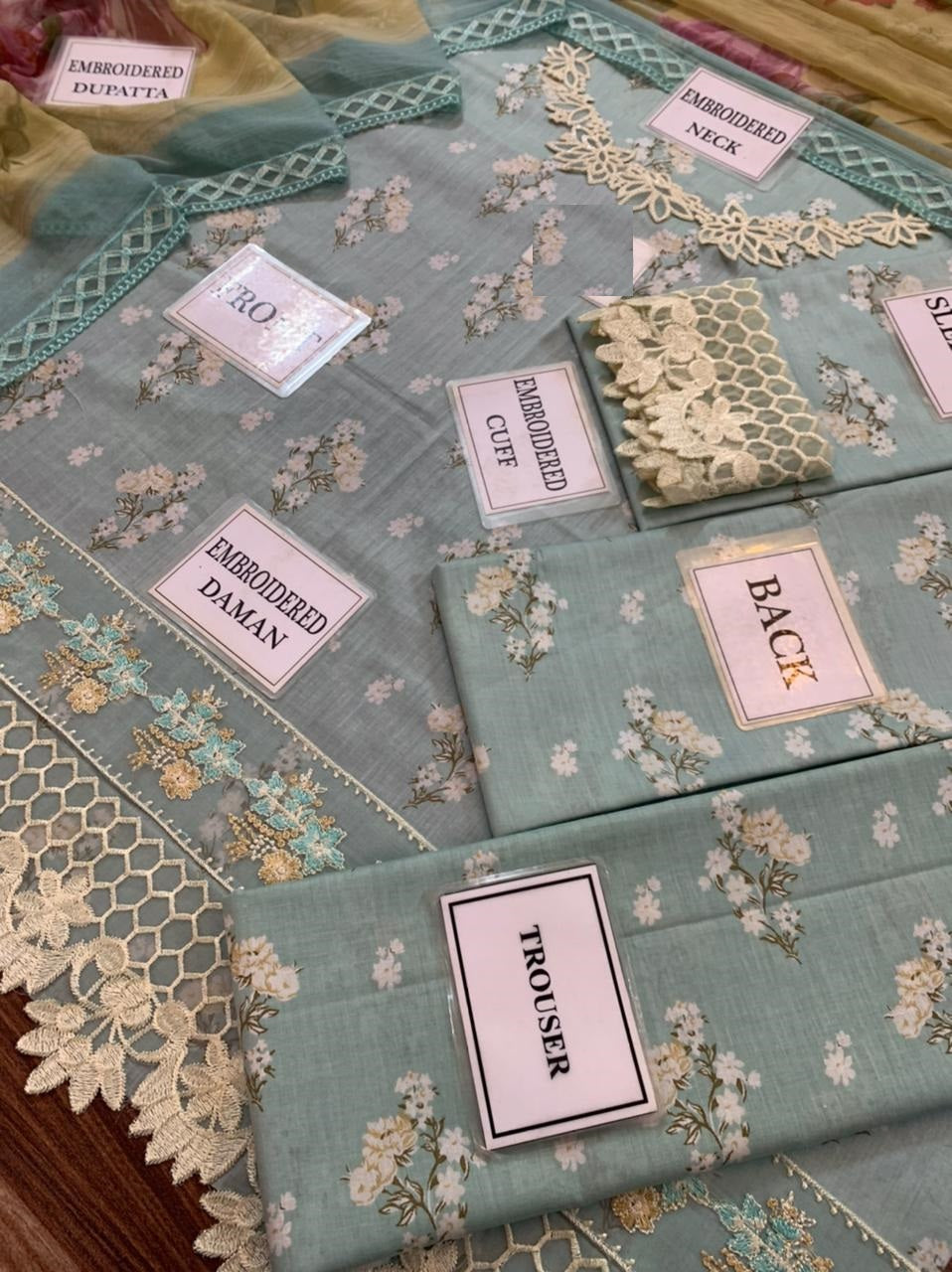 Iznik Efl-06 Premium Pure Lawn With Printed Emb Duppata 2025