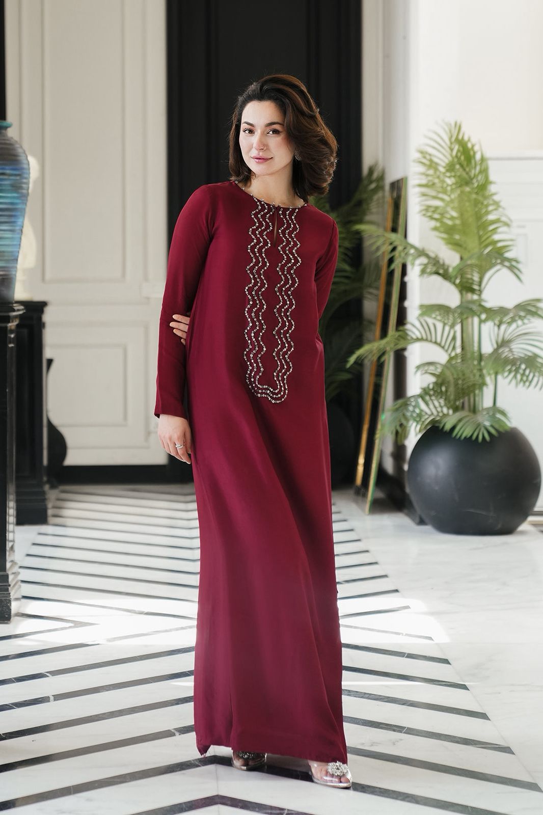 Lulusar Wear by Hania Amir Maroon Wz-12 Silk Pakistani Dress 2025 Most Hot Demanding Article Wearza Lulusar Wear by Hania Amir Maroon Wz-12 Silk Pakistani Dress 2025 Most Hot Demanding Article Wearza