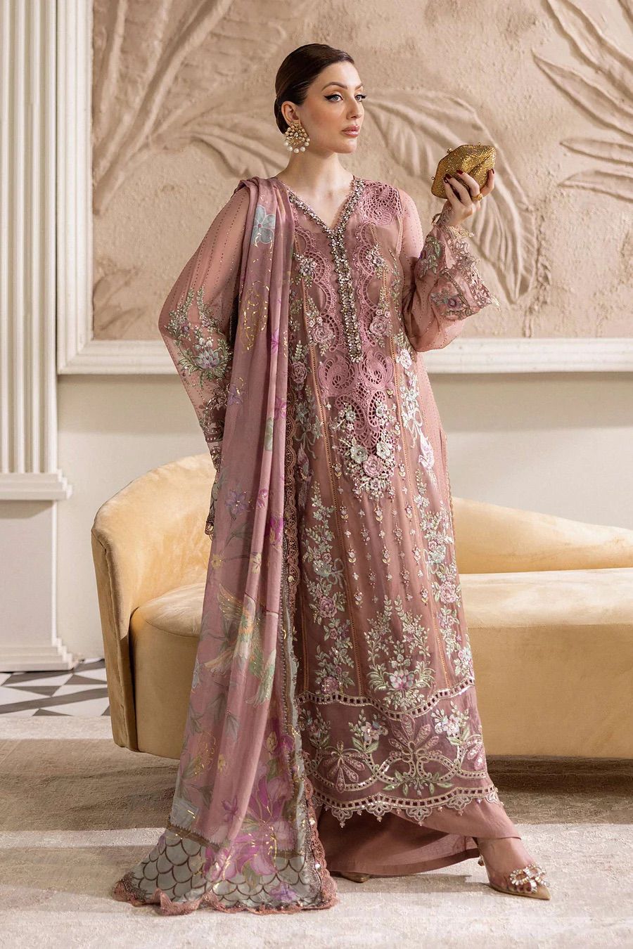 Maria b Wz-095 Tea Pink Chiffon Dress With Silk Duppata Formal & Wedding Winter Sale 2025 Wearza Maria b Wz-095 Tea Pink Chiffon Dress With Silk Duppata Formal & Wedding Winter Sale 2025 Wearza