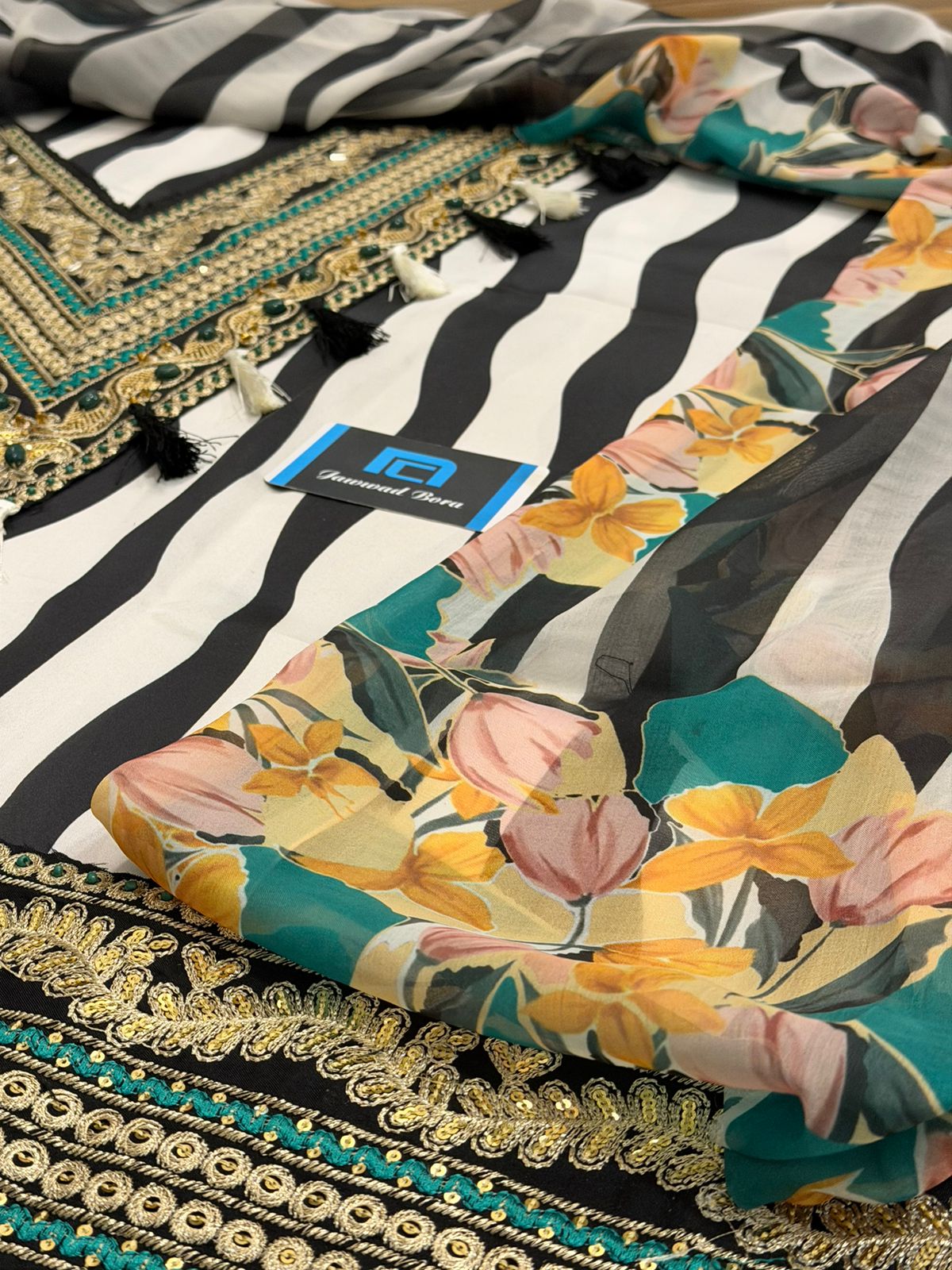 Ammara & Sara Wz-03 Shamoz Silk Dress 25