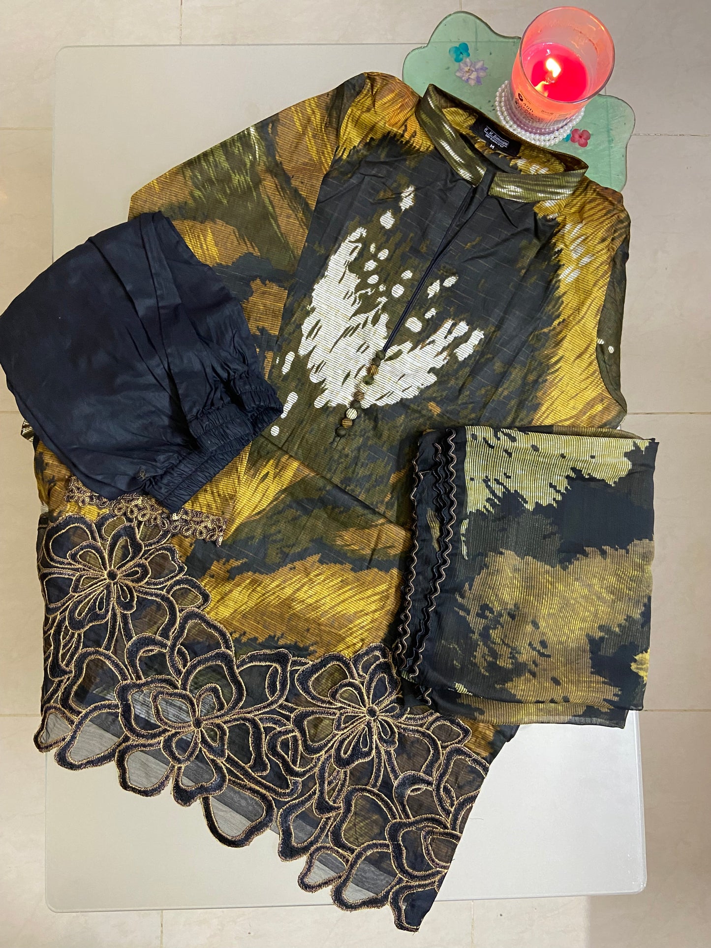 Maria B Emroidered Cambric Ready To Wear Premium Pure Lawn 2025