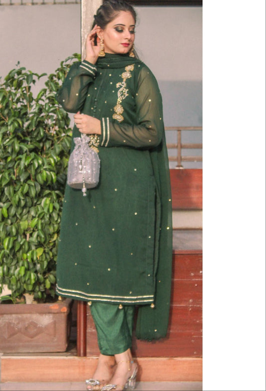PAkistani Ready To Wear Dress