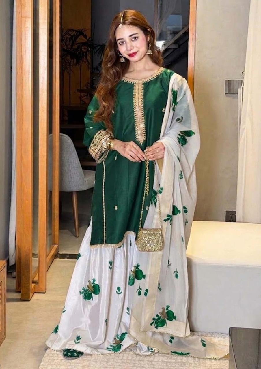 Murk Bottle Green & White Dress Most Viral Code Of the Year Shamoz Silk 26