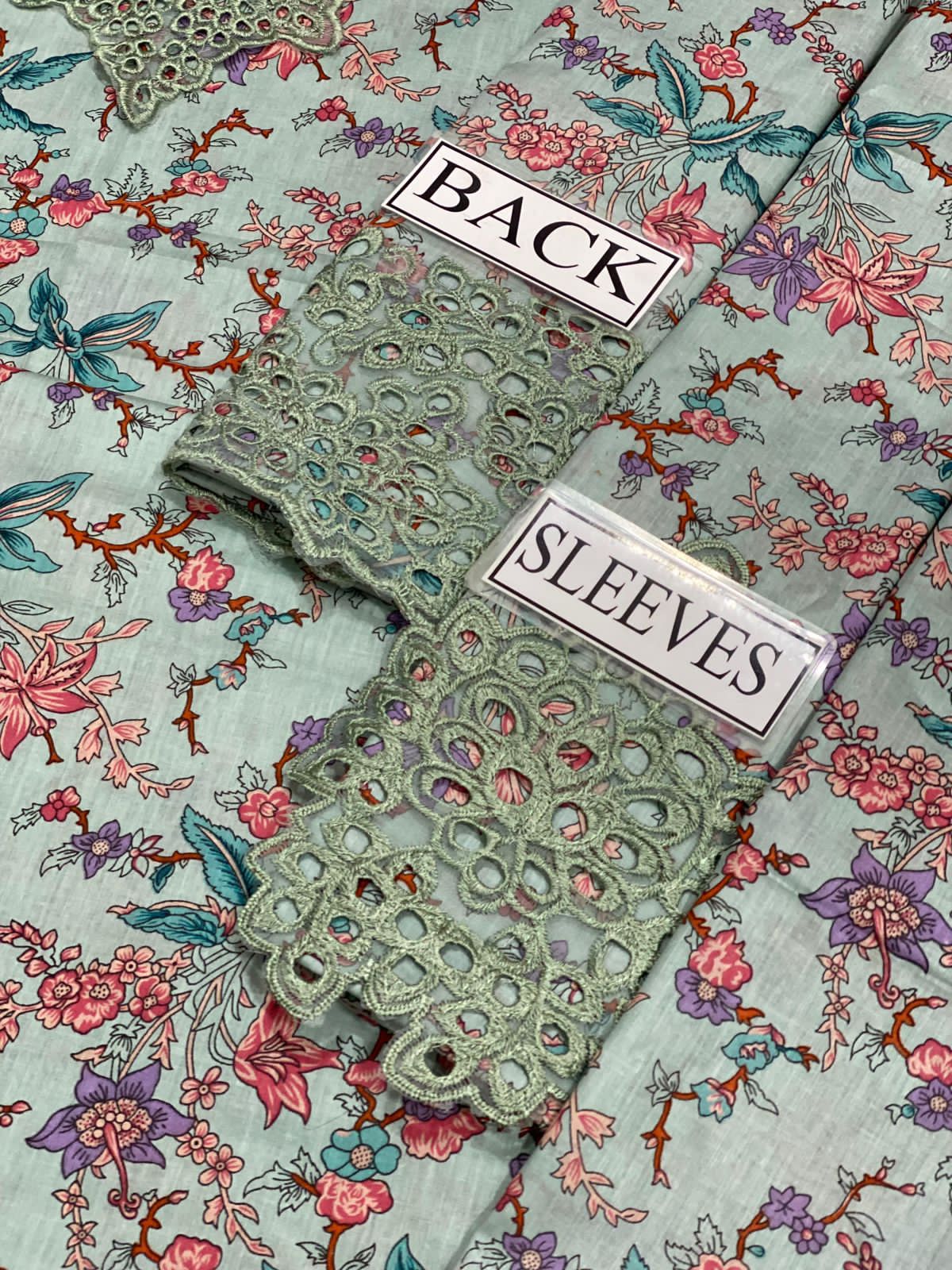 IZNIK LUXURY PREMIUM EMBROIDERED LAWN 2024 - Wearza