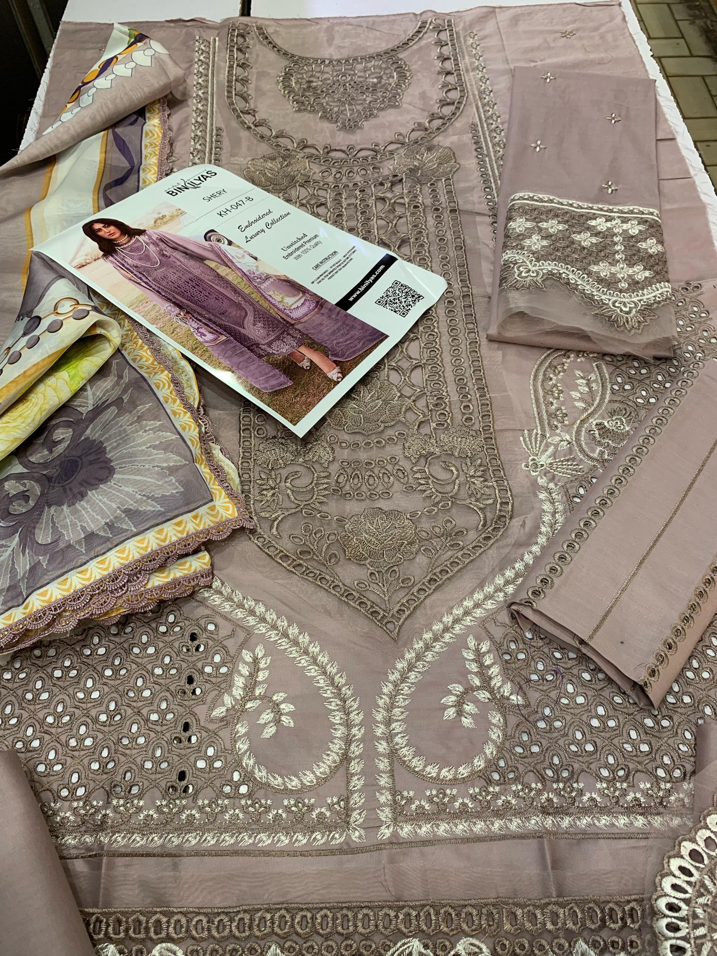 Bin Ilyas Wz-029 Premium Pure Lawn Chikankari Emb Dress With Pure SIlk Duppata 2025