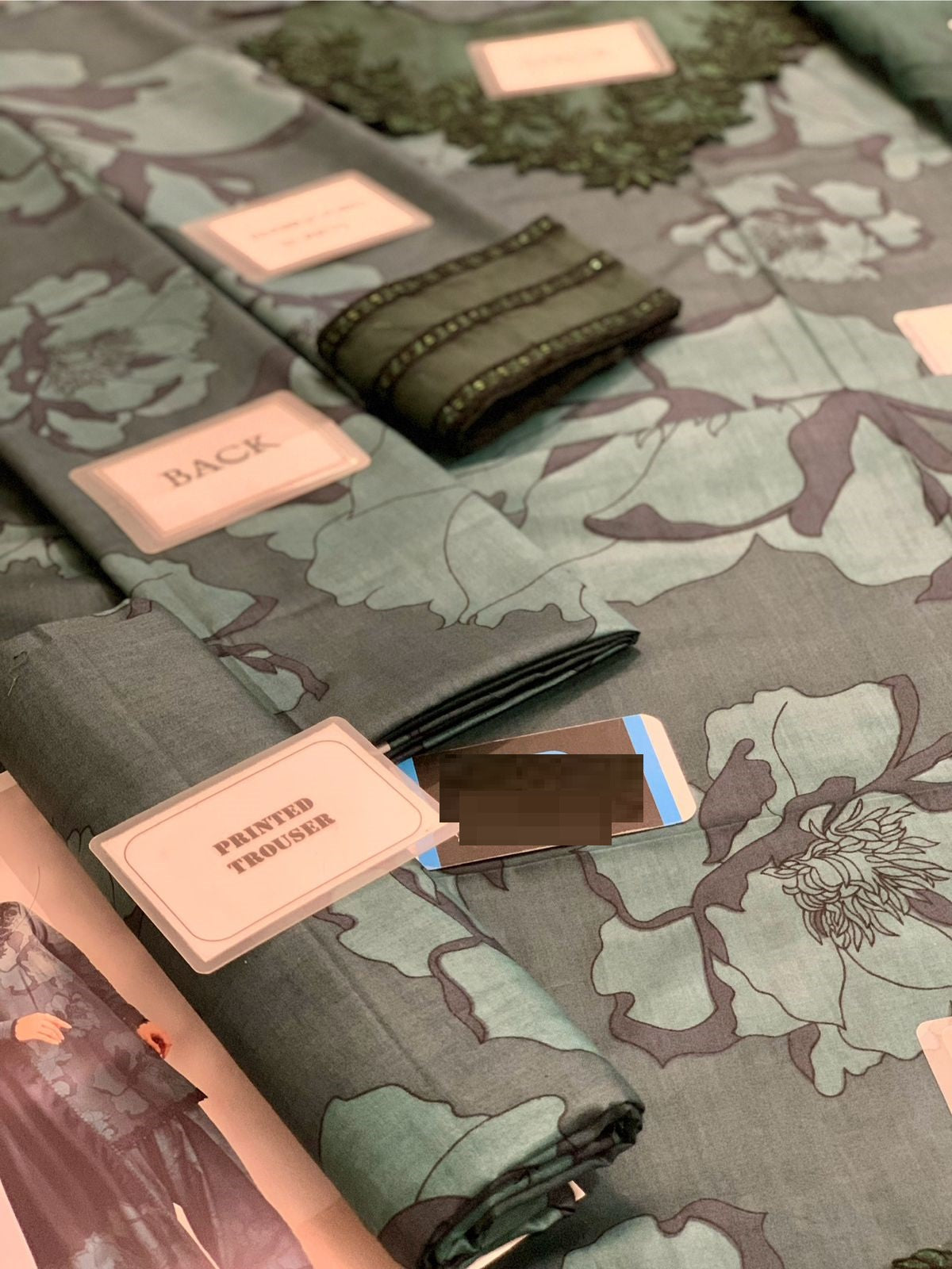 Iznik Wz=012 Premium Pure Lawn Digital Emb Dress With SIlk Duppata 2025