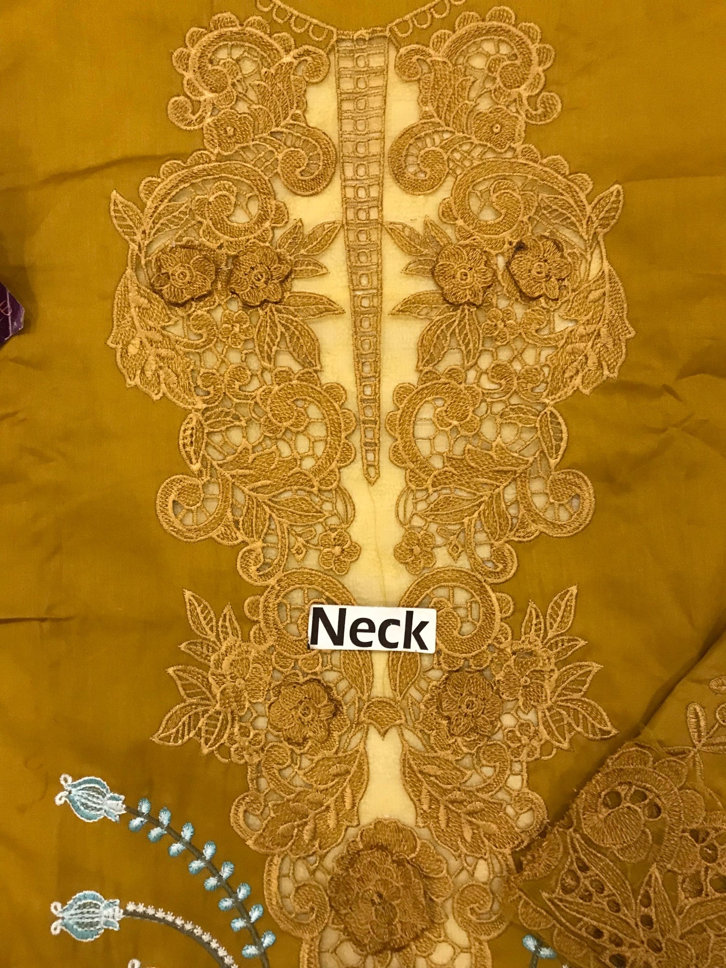 Maria b Hit Code Wz-037 Premium Pure Luxury Lawn Emb With Silk Emb Duppata 25