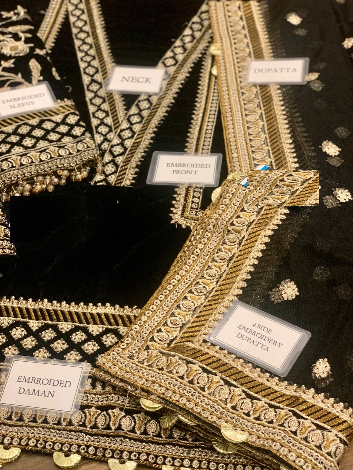 Anaya Wz-87 Black Beauty Velvet Dress 2025