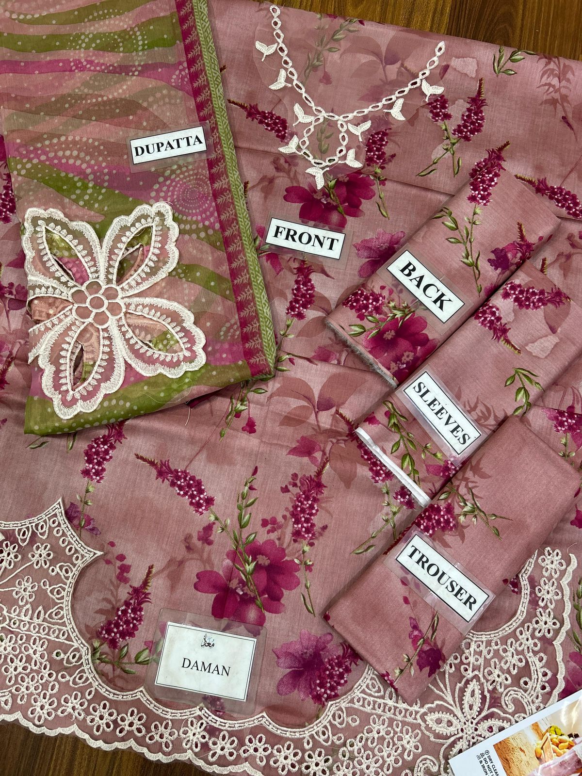 Nureh Wz-648 Luxury Lawn Dress With Chiffon Duppata 25