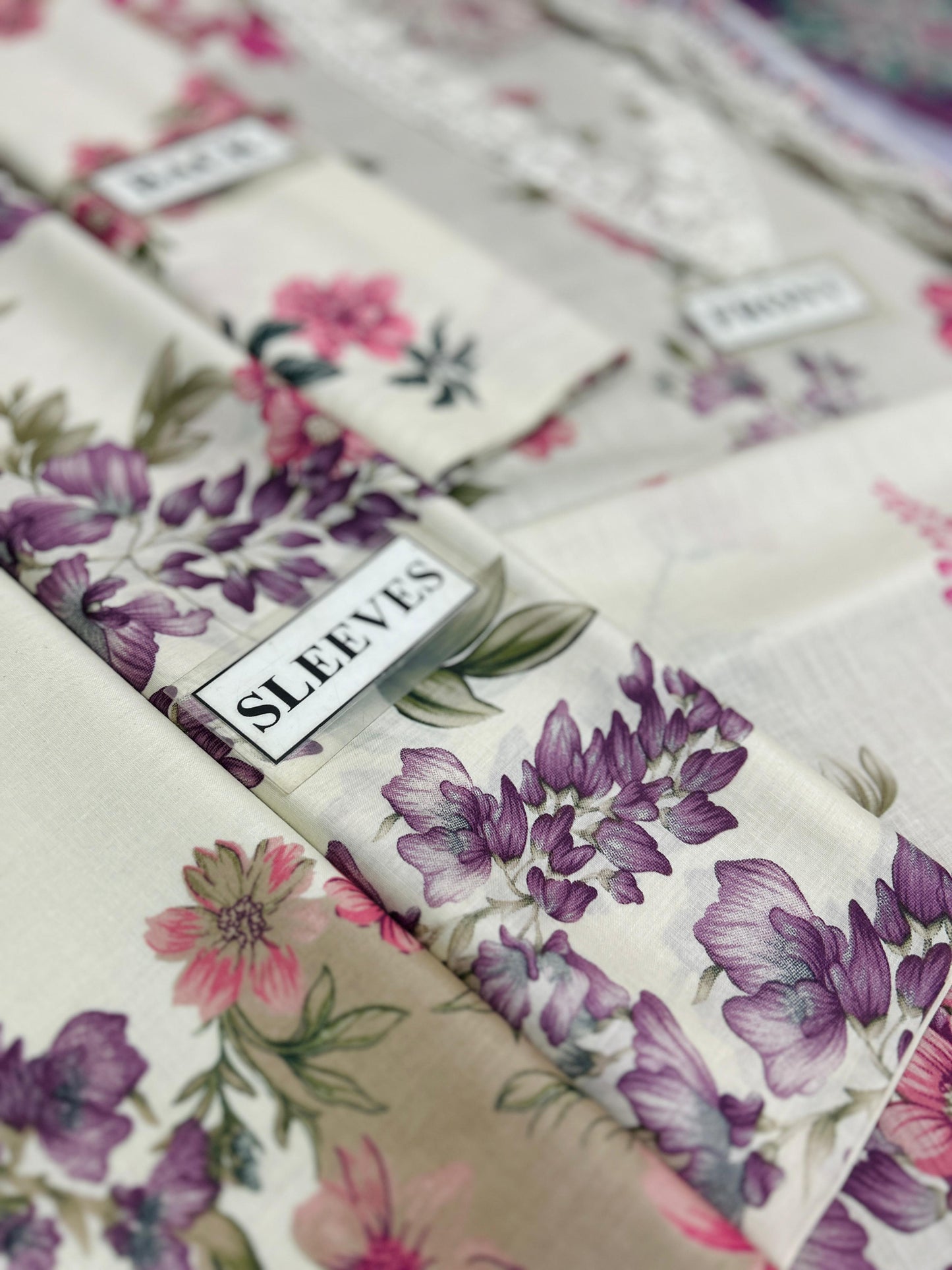 Asifa & Nabeel Gkl-14 Premium pure Lawn With Chiffon Emb Duppata 26