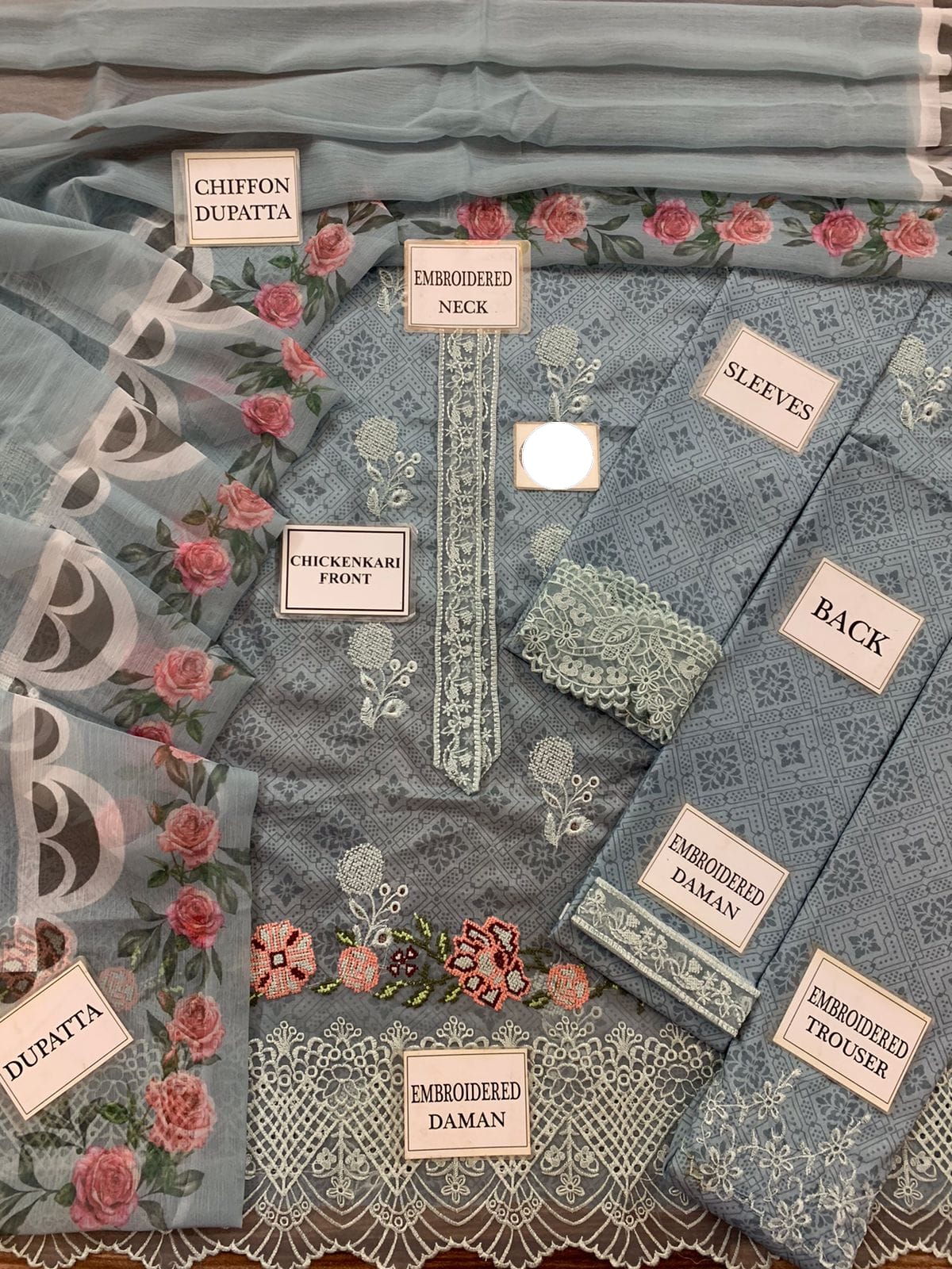 Wearza Wz 302 Premium Pure Lawn Dress With Chiffon Duppata 26