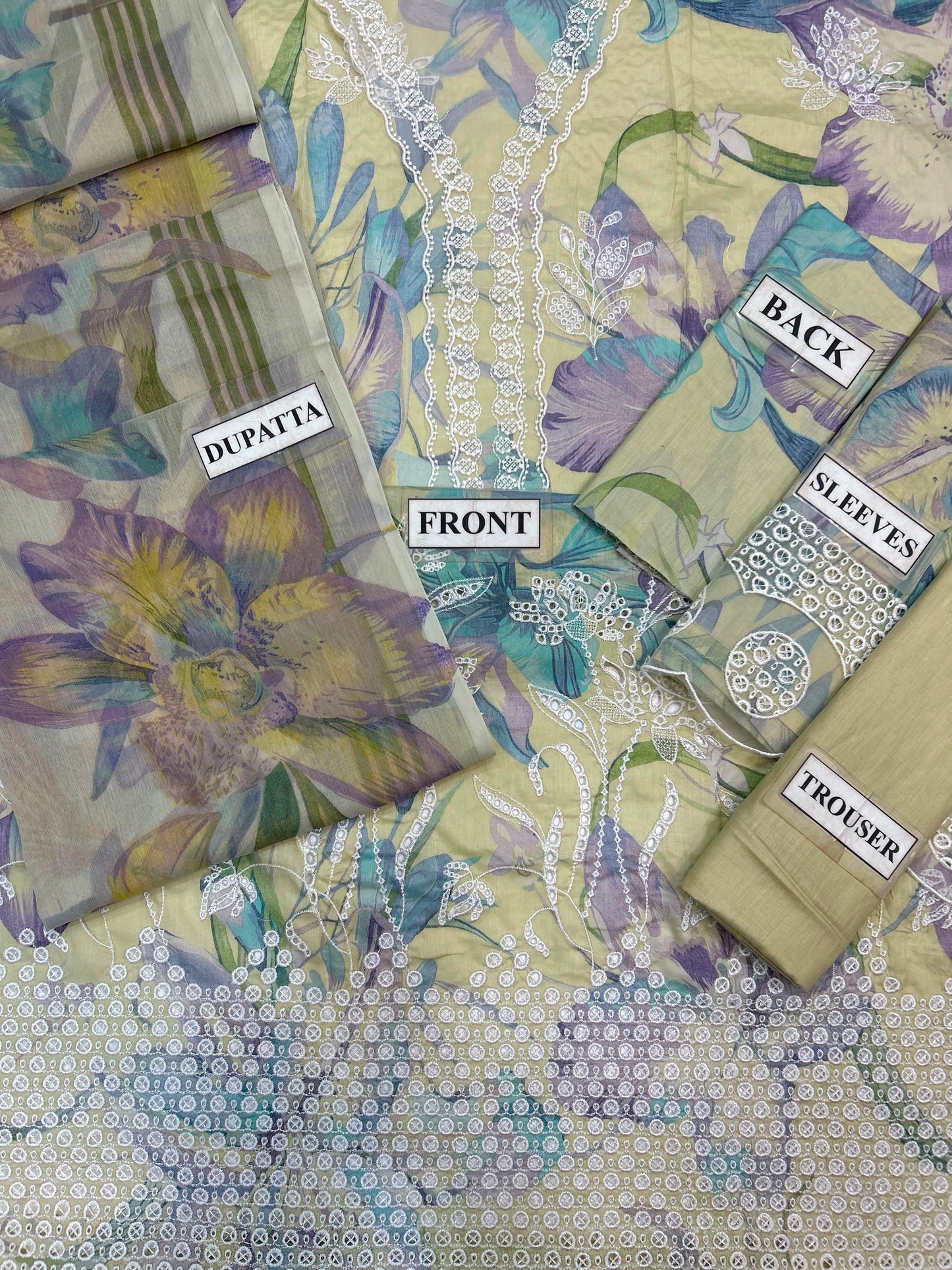 Baroque White Floral Wz-3 Premium Pure Lawn With Chiffon Duppata 26