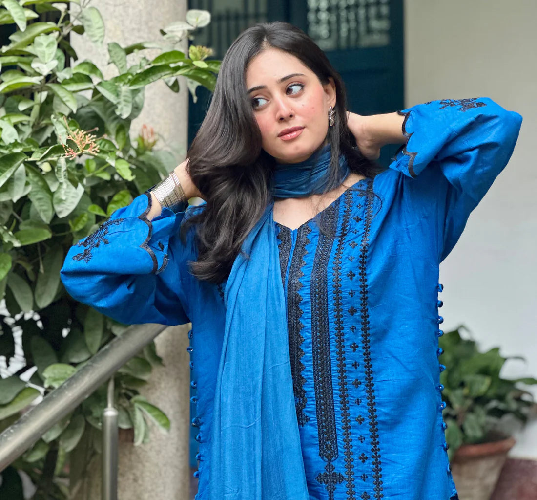 Wearza Wz 04 100% Cotton Lawn 3Pcs Dress Ready To Wear 25