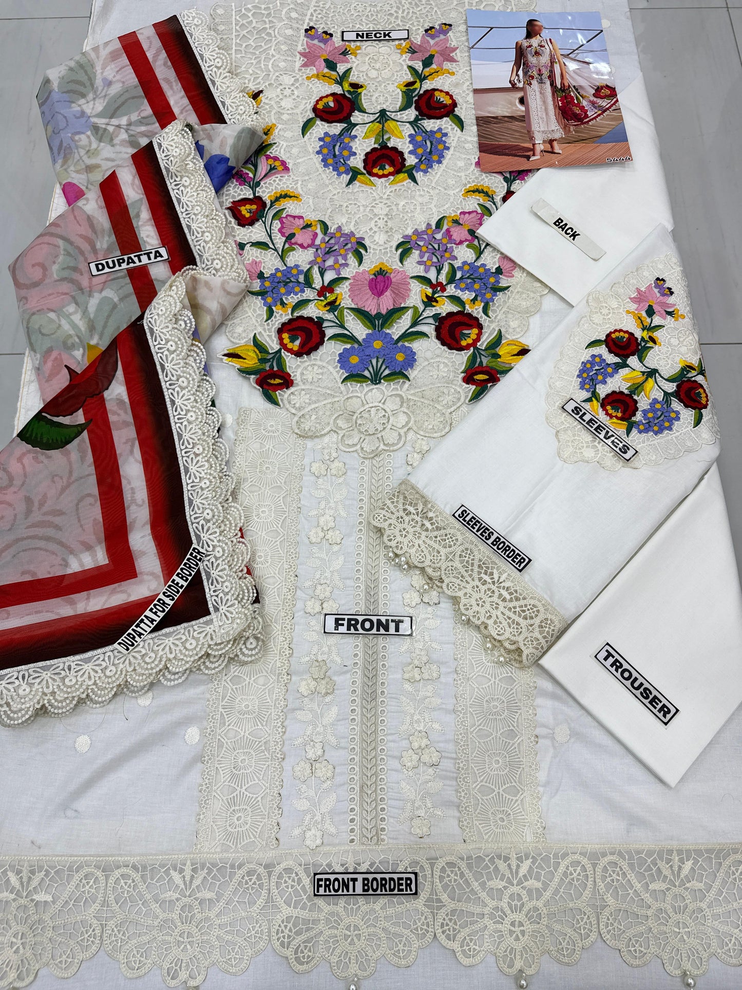 Maria b Wz-5444 Design Floral 3D White Color Wz-09 Premium Pure Lawn With Digital Silk Duppata 26